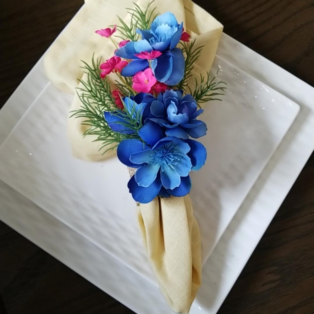 NAPKIN RINGS( Made to order)